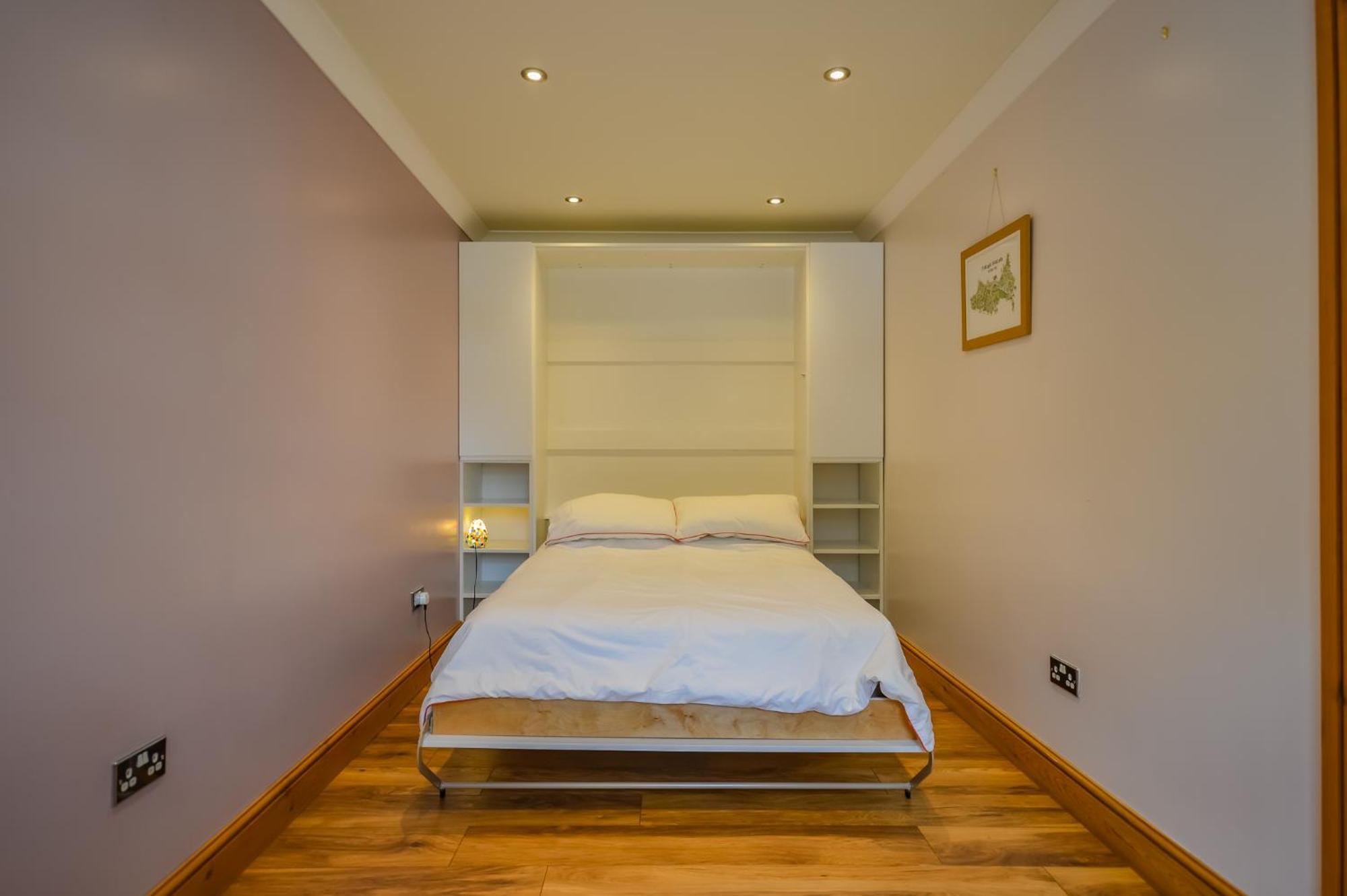 Cosy Cabin Perfect To Explore Apartman Garnant Kültér fotó